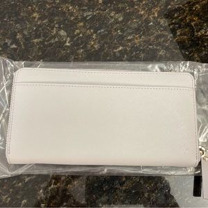 Kate Spade BNWT leather wallet